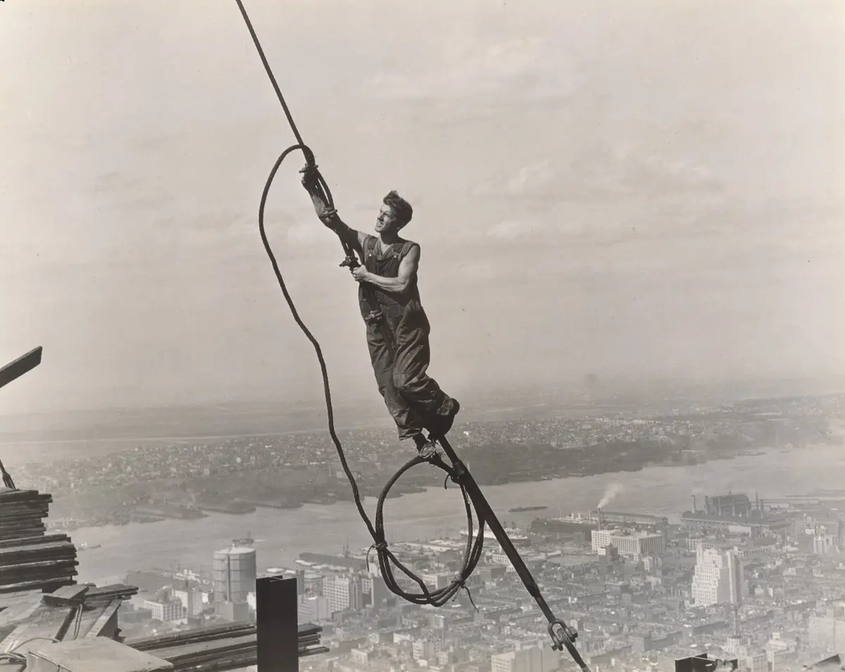 Icarus, Empire State Building (Lewis Hine, 1930)