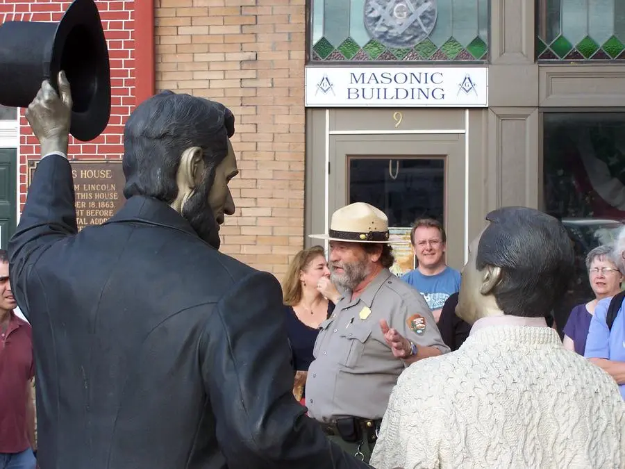 The David Wills House on the town square in Gettysburg, where Lincoln finished the Address, with a statue of Lincoln outside.