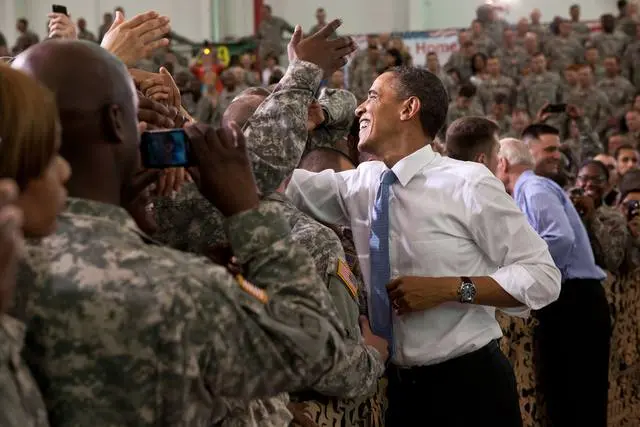 President Obama greets soldiers of the 101st Airborne Division at Fort Campbell, Kentucky, 6 May 2011