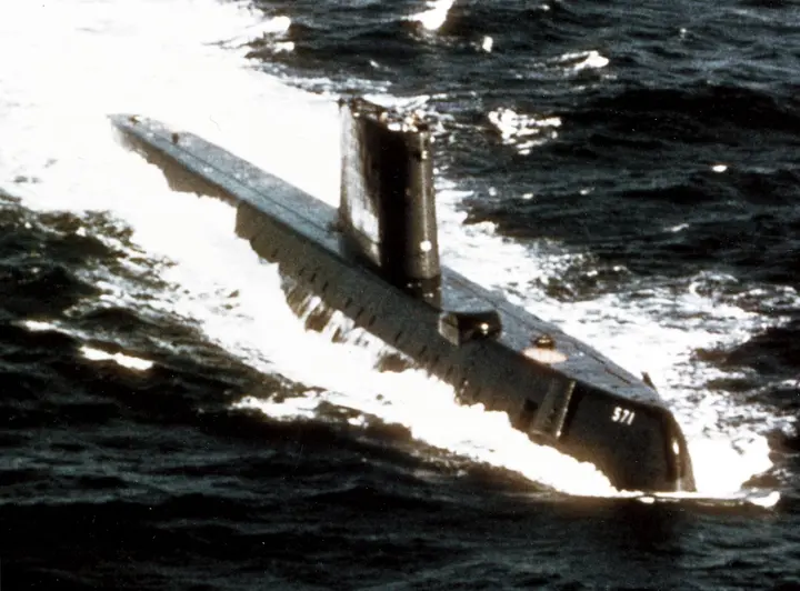 Nautilus underway at sea in November 1955, her first year on nuclear power.