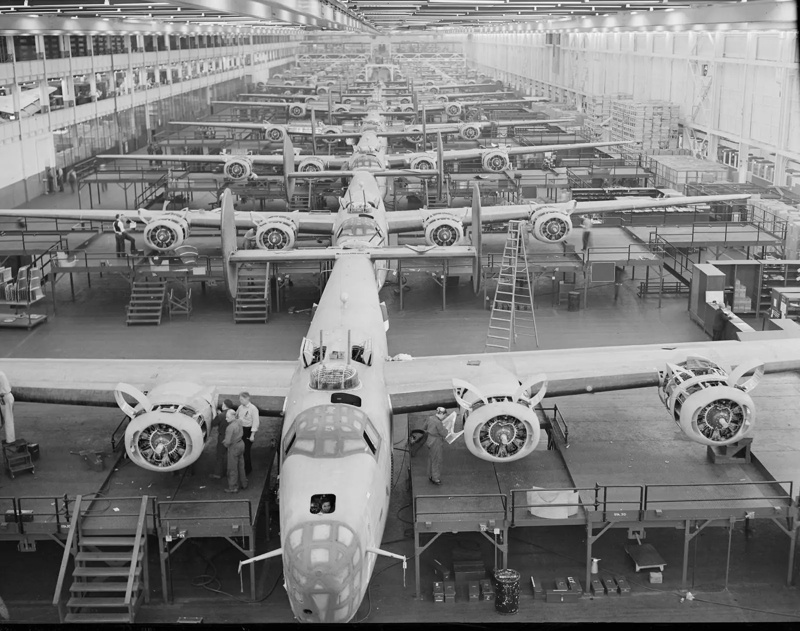 B-24 Liberators on Ford’s final assembly lines at Willow Run, photographed by Howard Hollem, 1942–43
